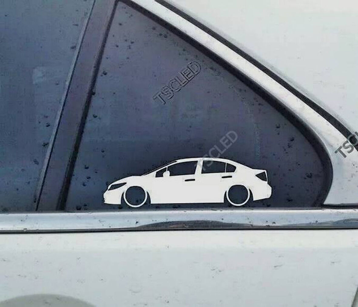 Civic FB sedan Kelebek Cam Oto Sticker 17 CM 2 Adet