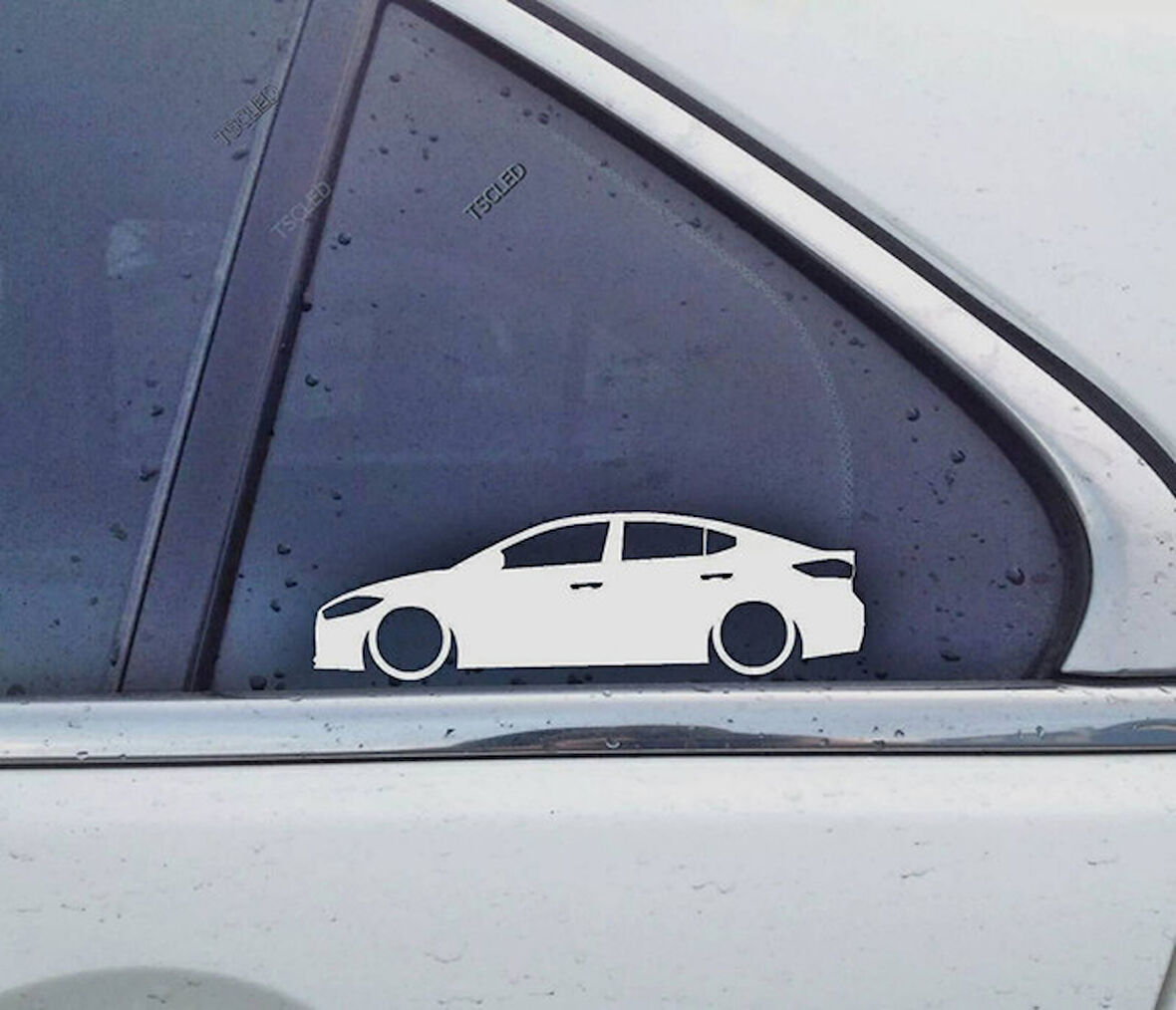 Elantra Sport 6th Kelebek Cam Oto Sticker 17 CM 2 Adet
