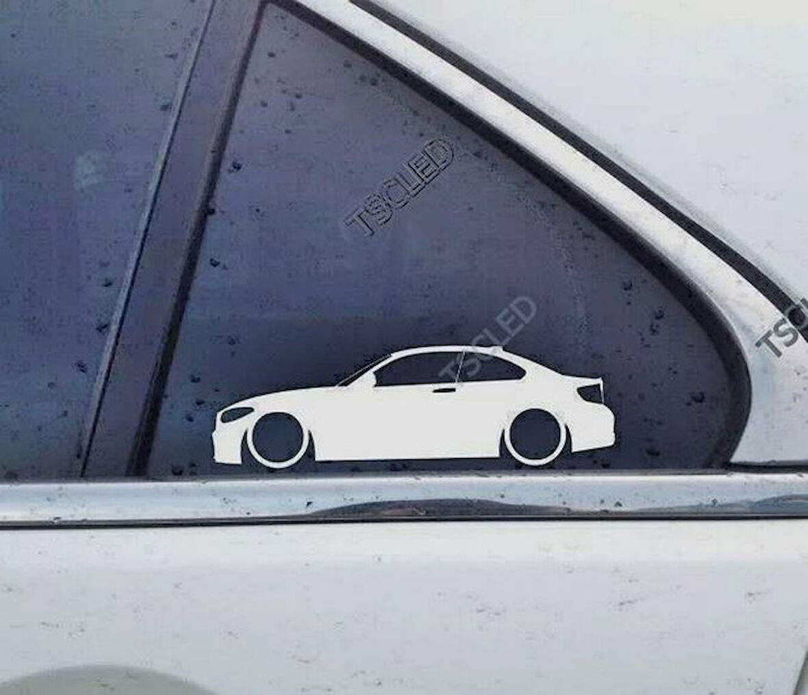 M2 F87 Coupe Kelebek Cam Oto Sticker 17 CM 2 Adet