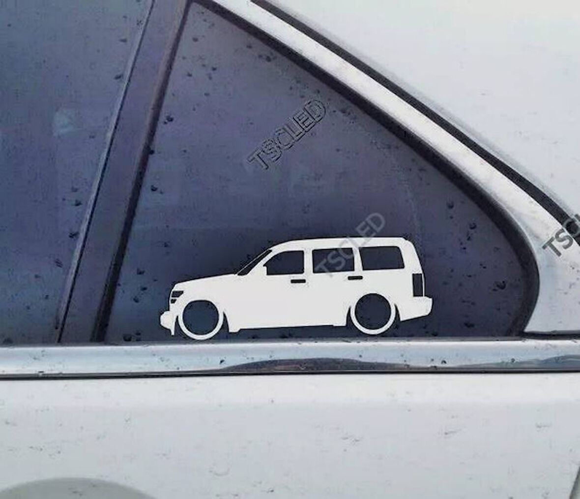 Nitro SUV Kelebek Cam Araba oto Sticker 19 cm 2 Adet