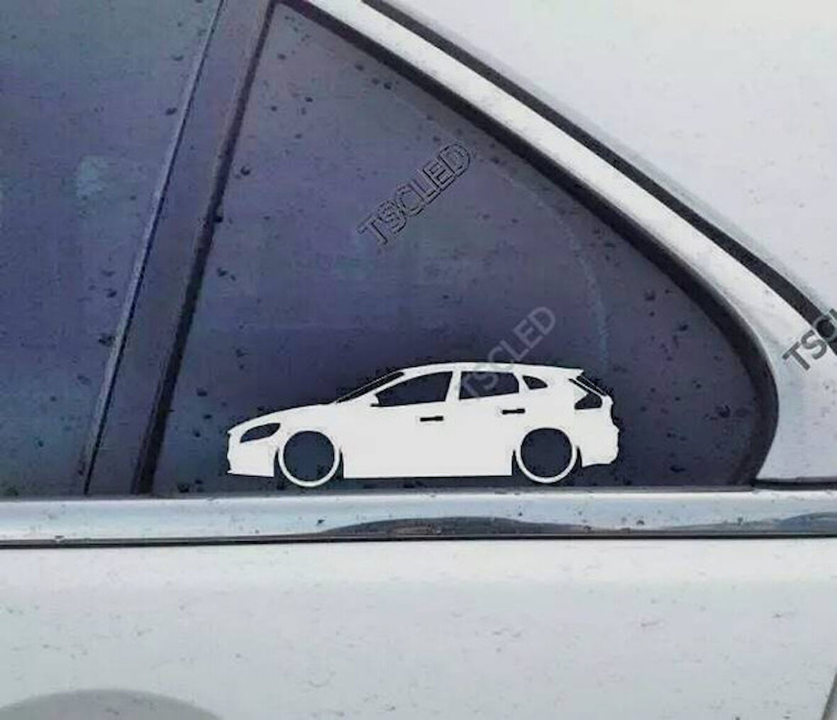 V40 Cross country  Kelebek Cam Araba oto Sticker 19 cm 2 Adet