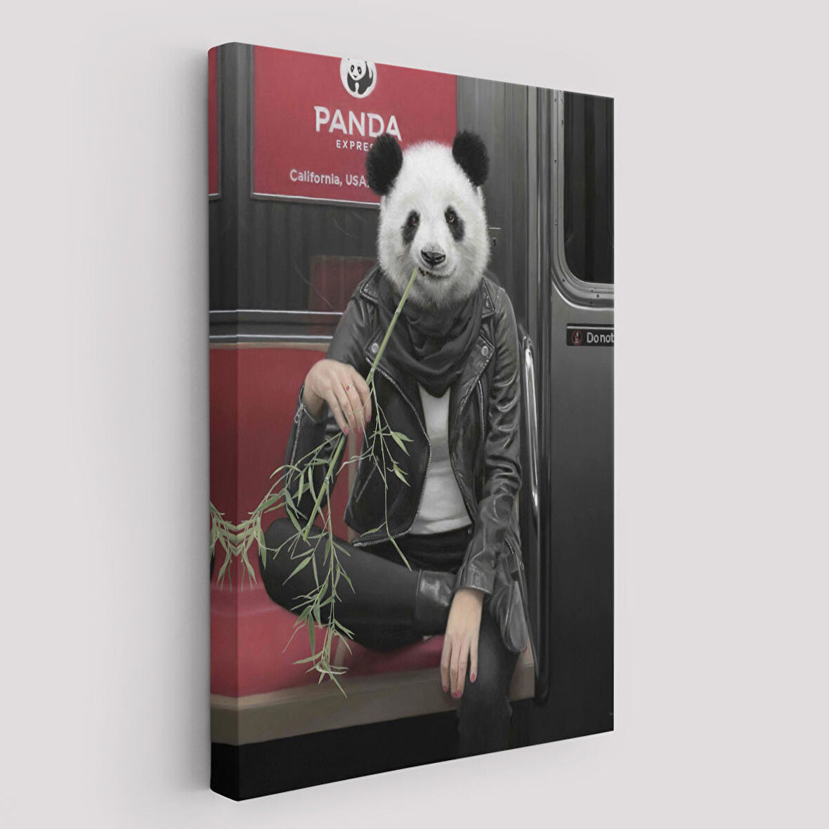 Gerçek Metroda Panda Başlı İnsan Kanvas Tablo-5228