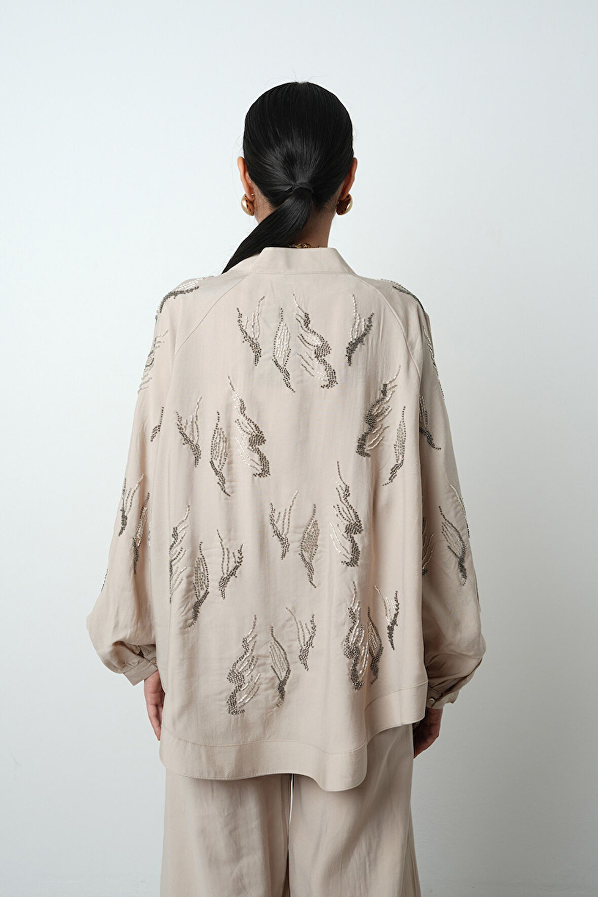 Kadın Arkası Ve Kolları Taş İşlemeli Oversize Kimono