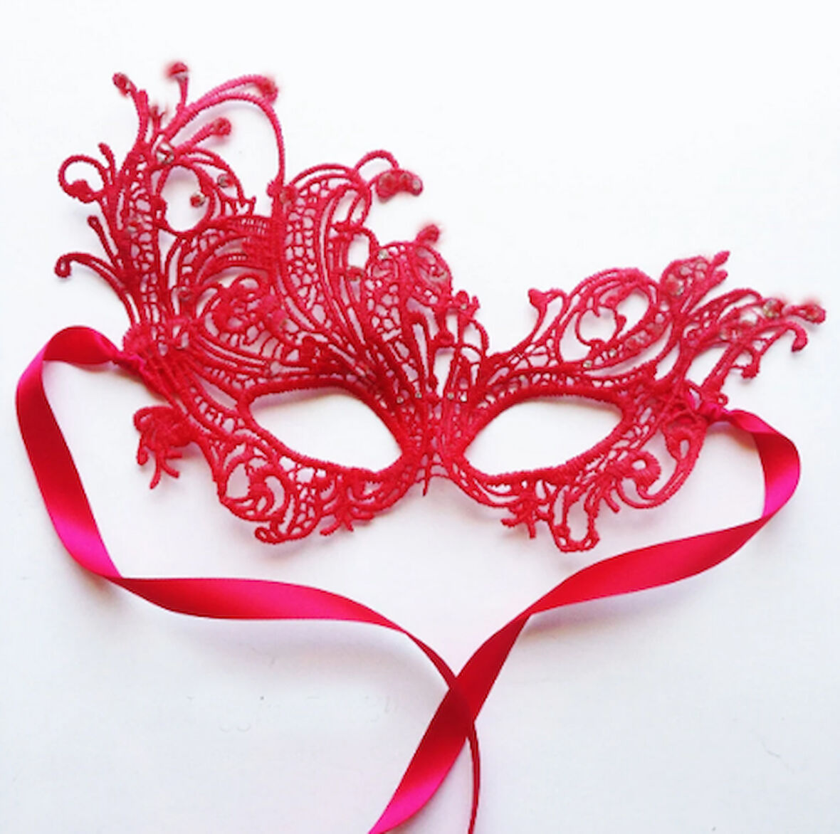 Kırmızı Renk Dantel Örgü İşlemeli Parti Maskesi Model 1 (5250)