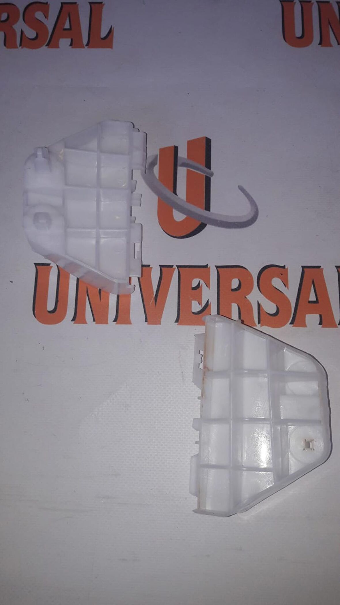 BRAKET TAMPON COROLLA 10-13 ARKA RH (STOP ALTI)