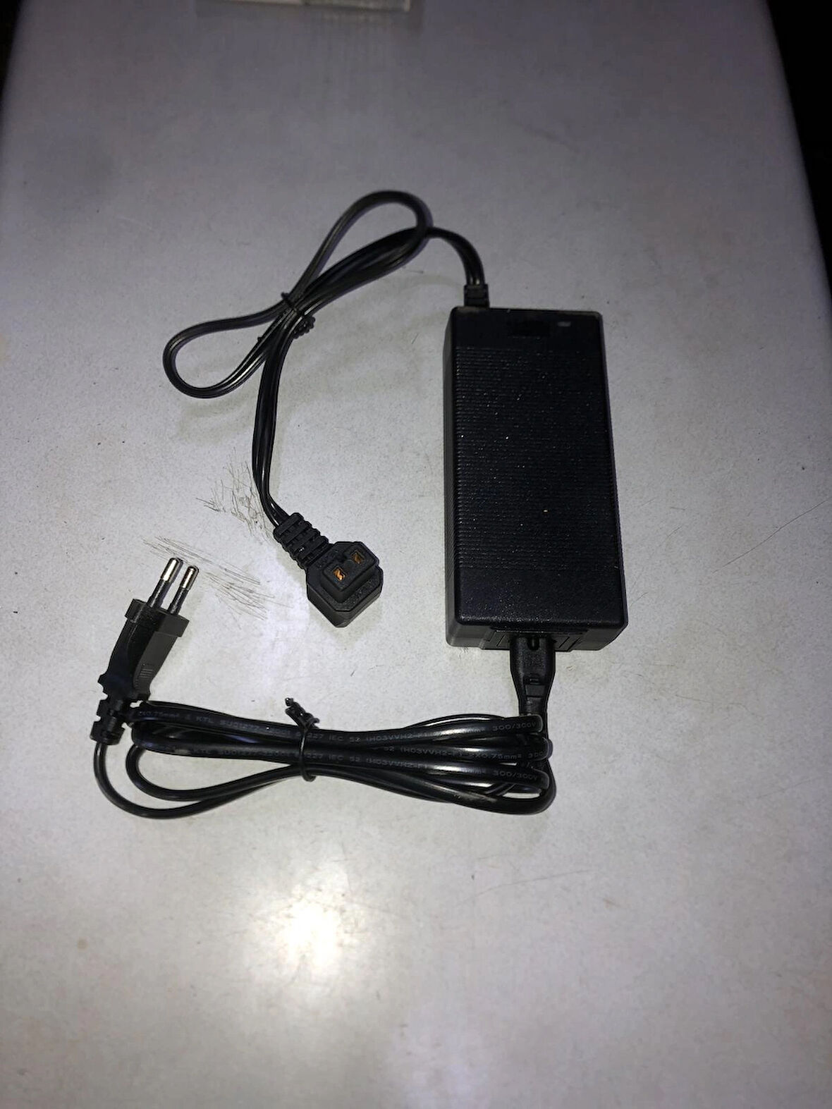 buzdolabı adaptör 220 v 12/24 volt Demmon Cool life Evacol parago indel uyumlu