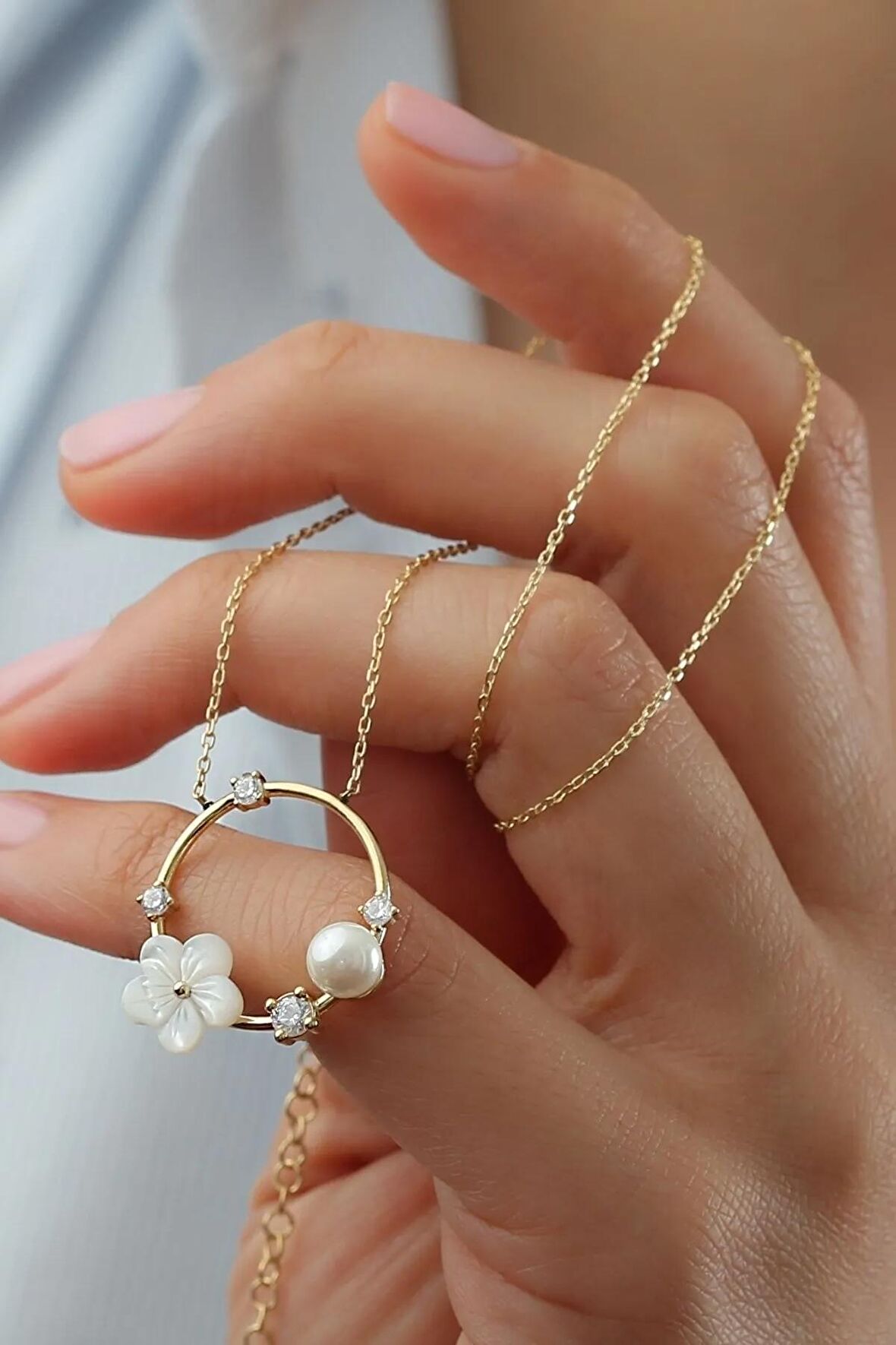 925 Ayar Gümüş Sedefli Gül Kolye