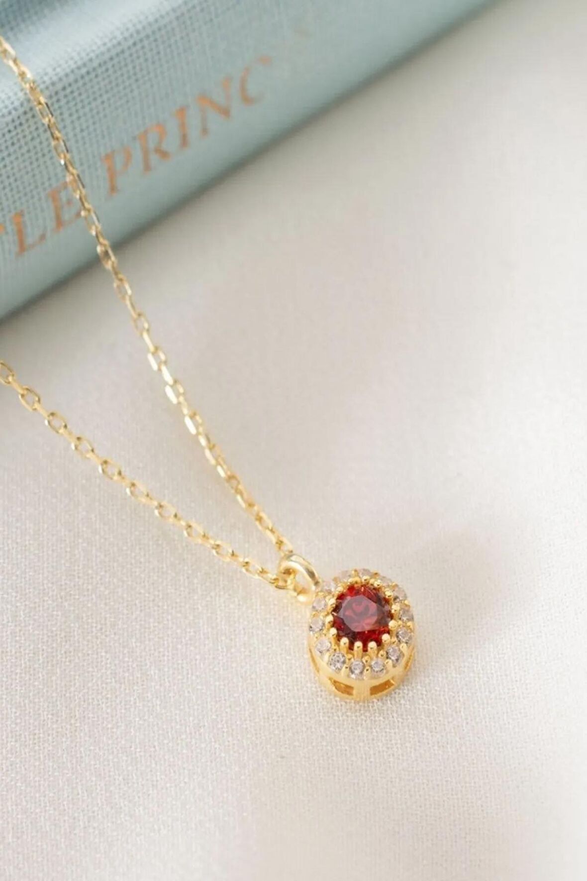 925 Ayar Gümüş Ocak Ayı Doğum Taşı ( Garnet ) Kolye