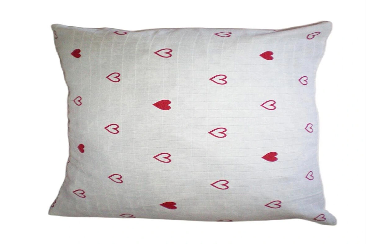 More Home Müslin Bebek Yastık Kılıfı Kapaklı 35X45 Kalp Desenli