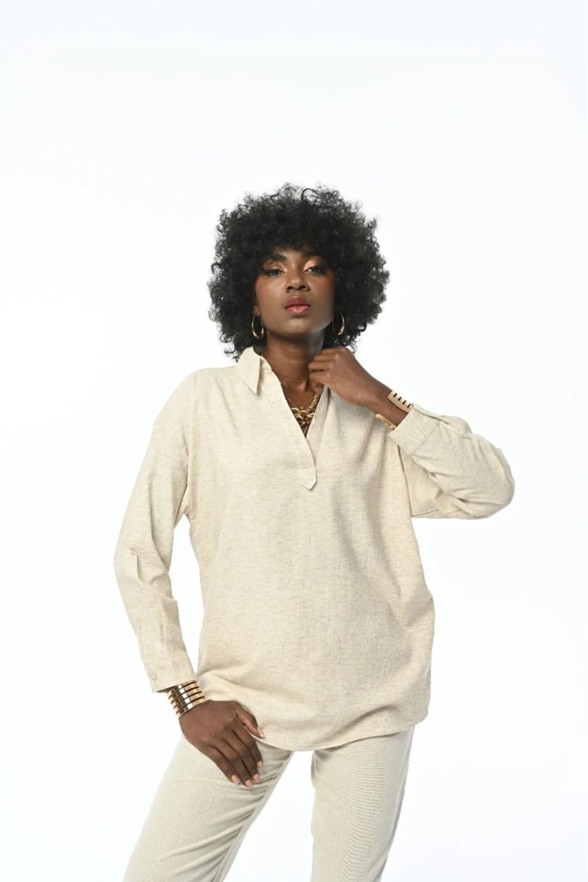 KADIN RAHAT KALIP NATUR RENK GÖMLEK