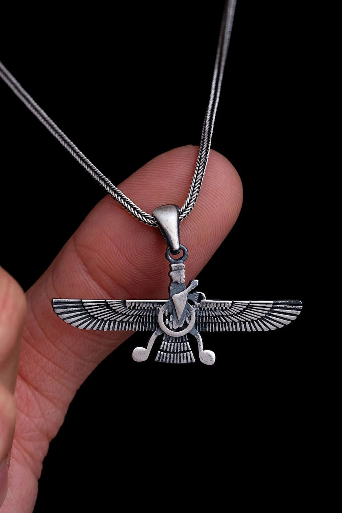 Erkek Gümüş Kolye - Ahura Mazda Figürlü Gümüş Erkek Kolye