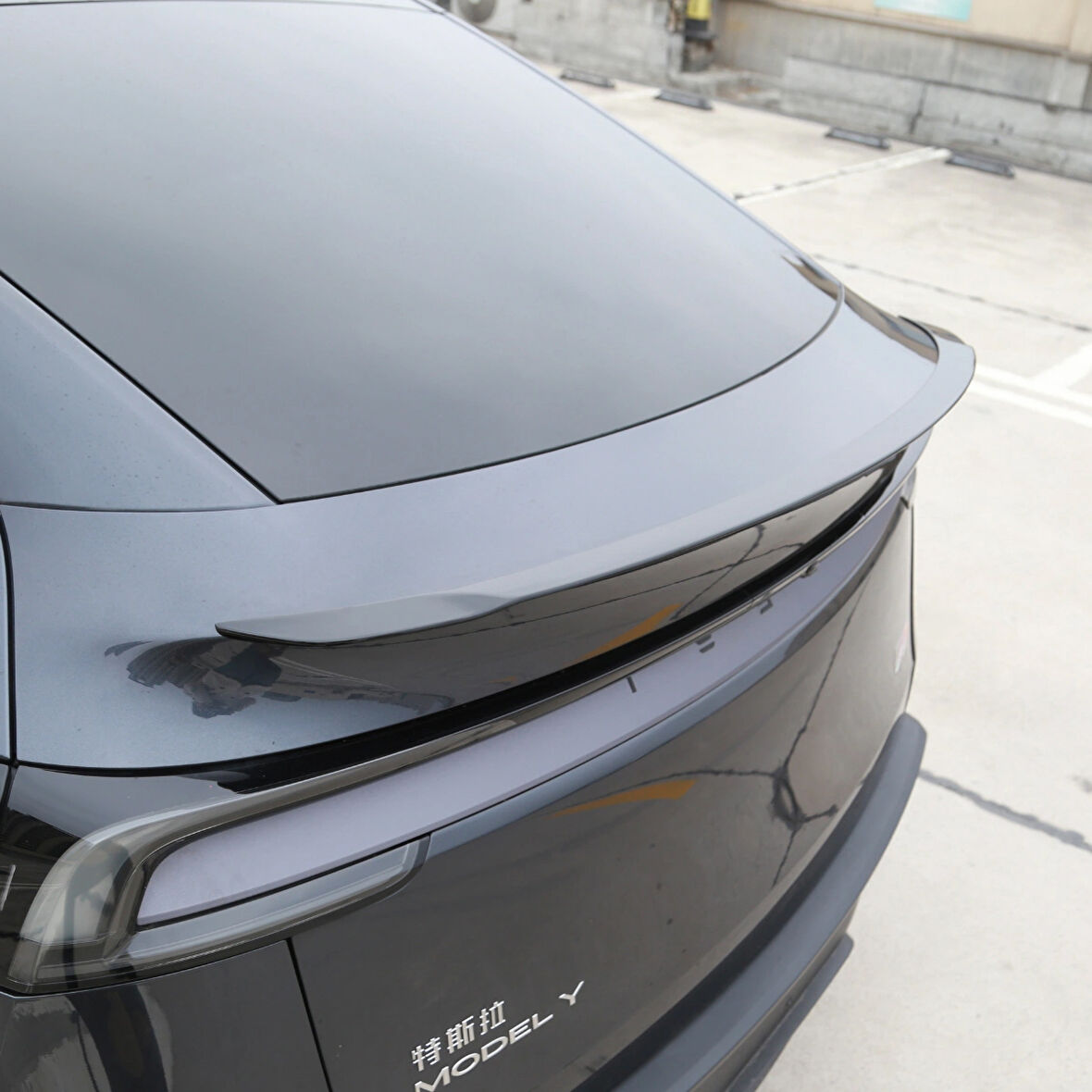 TESLA MODEL Y JUNİPER Uyumlu Pro Version Glossy Black Spoiler