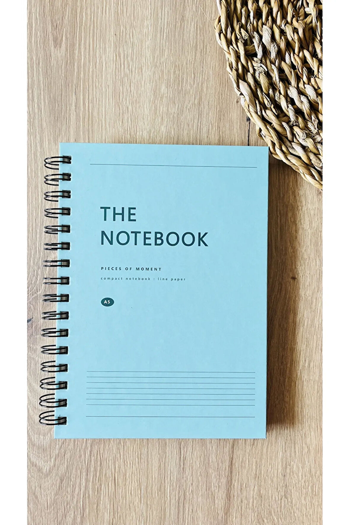 Sert Mukavva Kapaklı Spiralli 80 Yaprak Çizgili A5 Defter (Soft Mint Kapak Rengi)