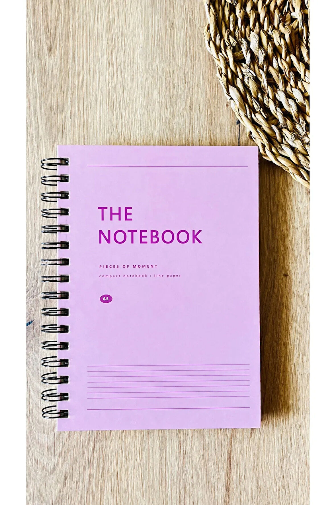 Sert Mukavva Kapaklı Spiralli 80 Yaprak Çizgili A5 Defter (Baby Pink Kapak Rengi)