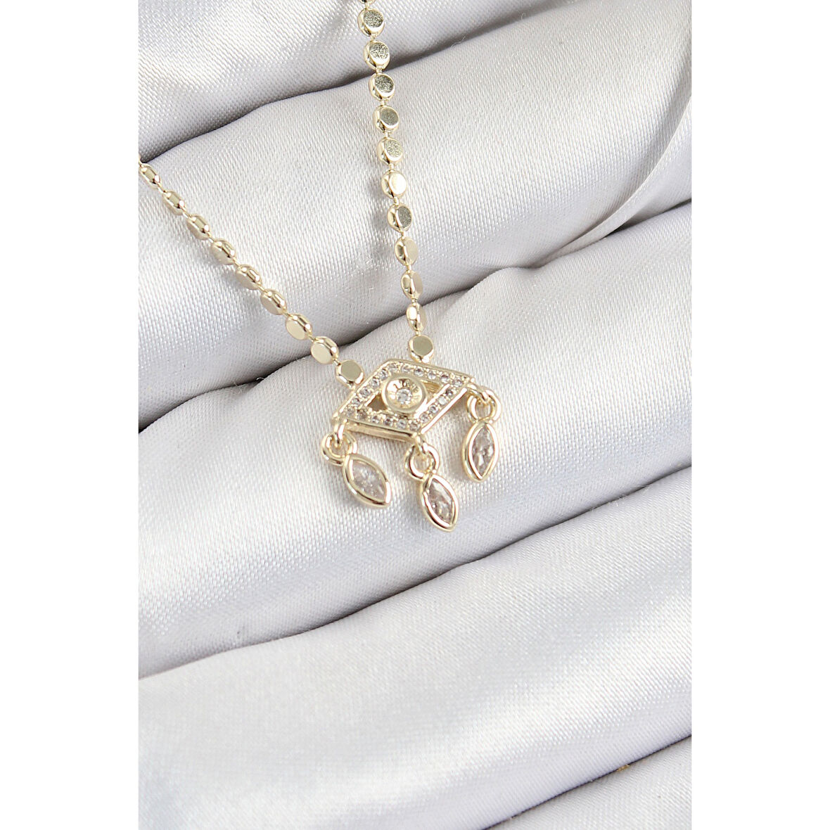 Pirinç Zirkon Taşlı Sallantılı Göz Model Ezme Zincir Gold Renk Kadın Kolye