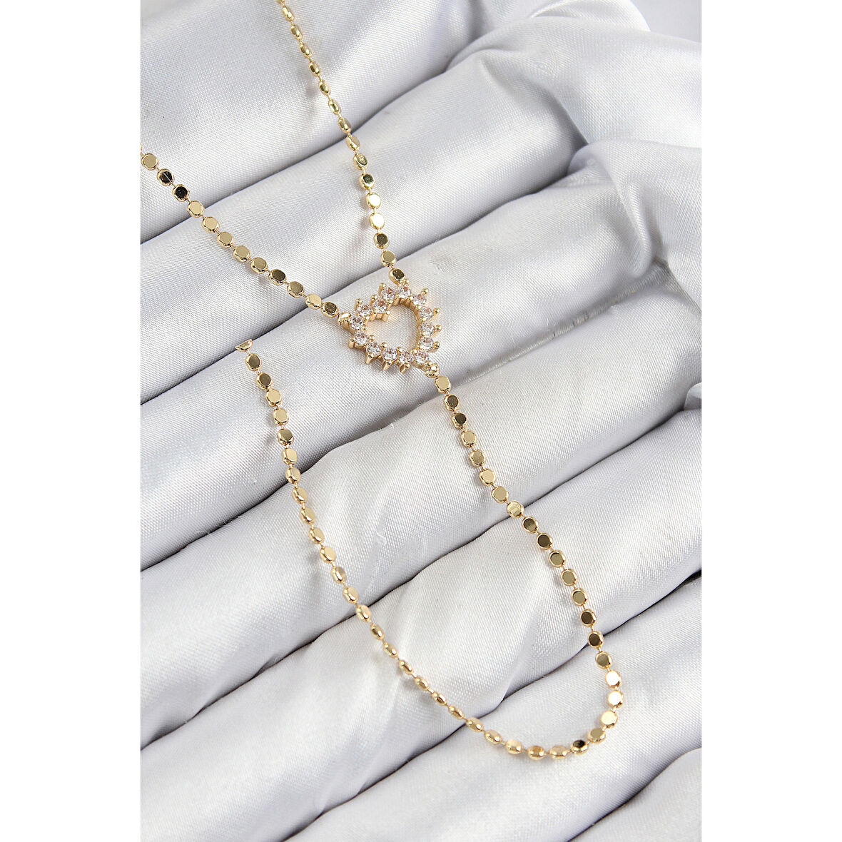 Pirinç Zirkon Taşlı Ezme Zincirli Kalp Model Gold Renk Y Kolye