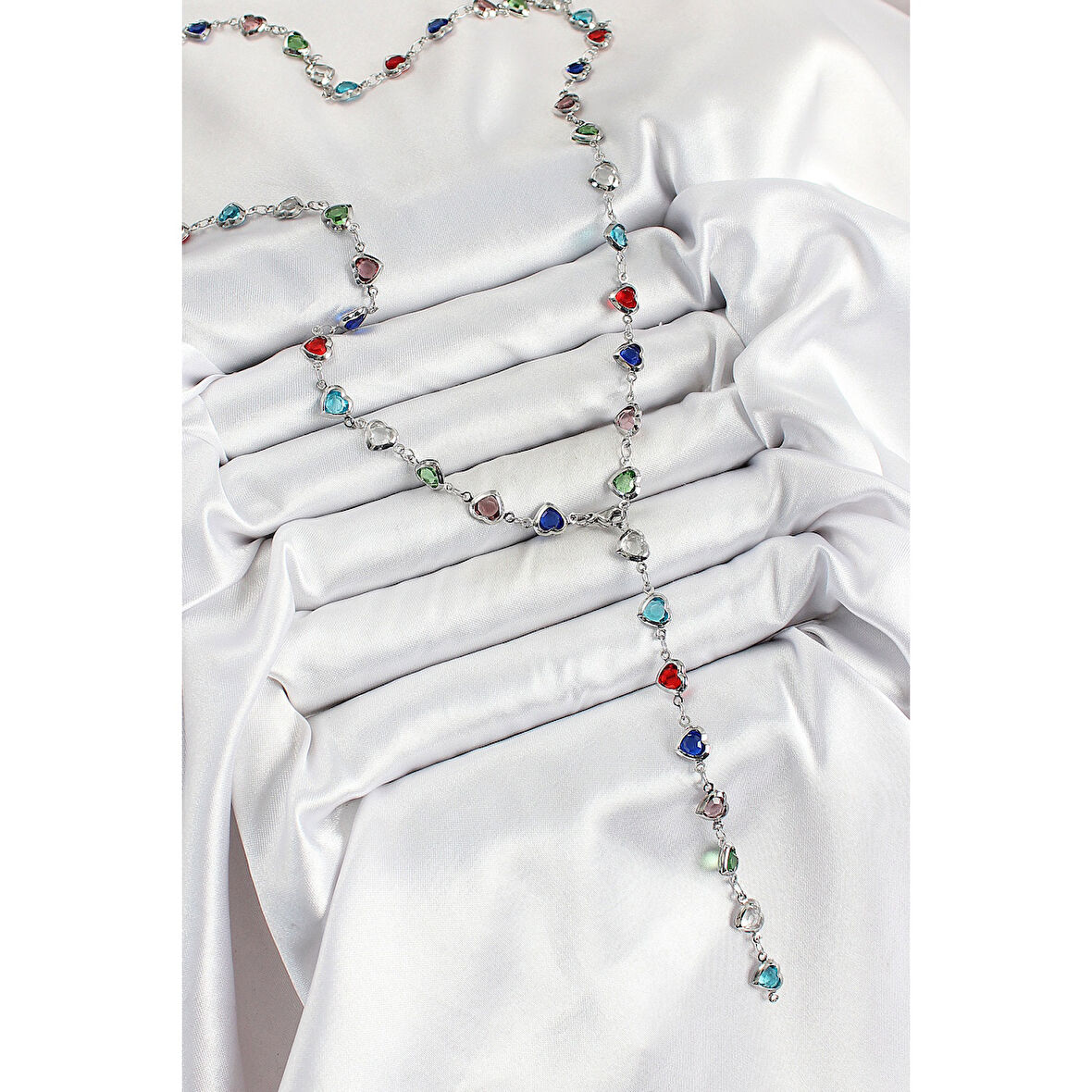 Pirinç Gümüş Renk Karışık Renk Zirkon Taşlı Kalpli Y Kadın Kolye