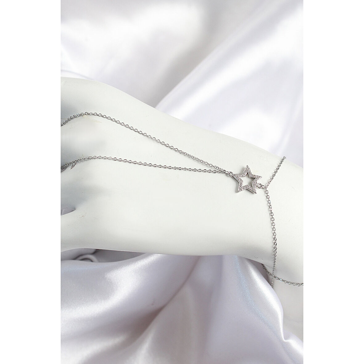 Pirinç Zirkon Taşlı Yıldız Model Gümüş Renk Kadın Şahmeran