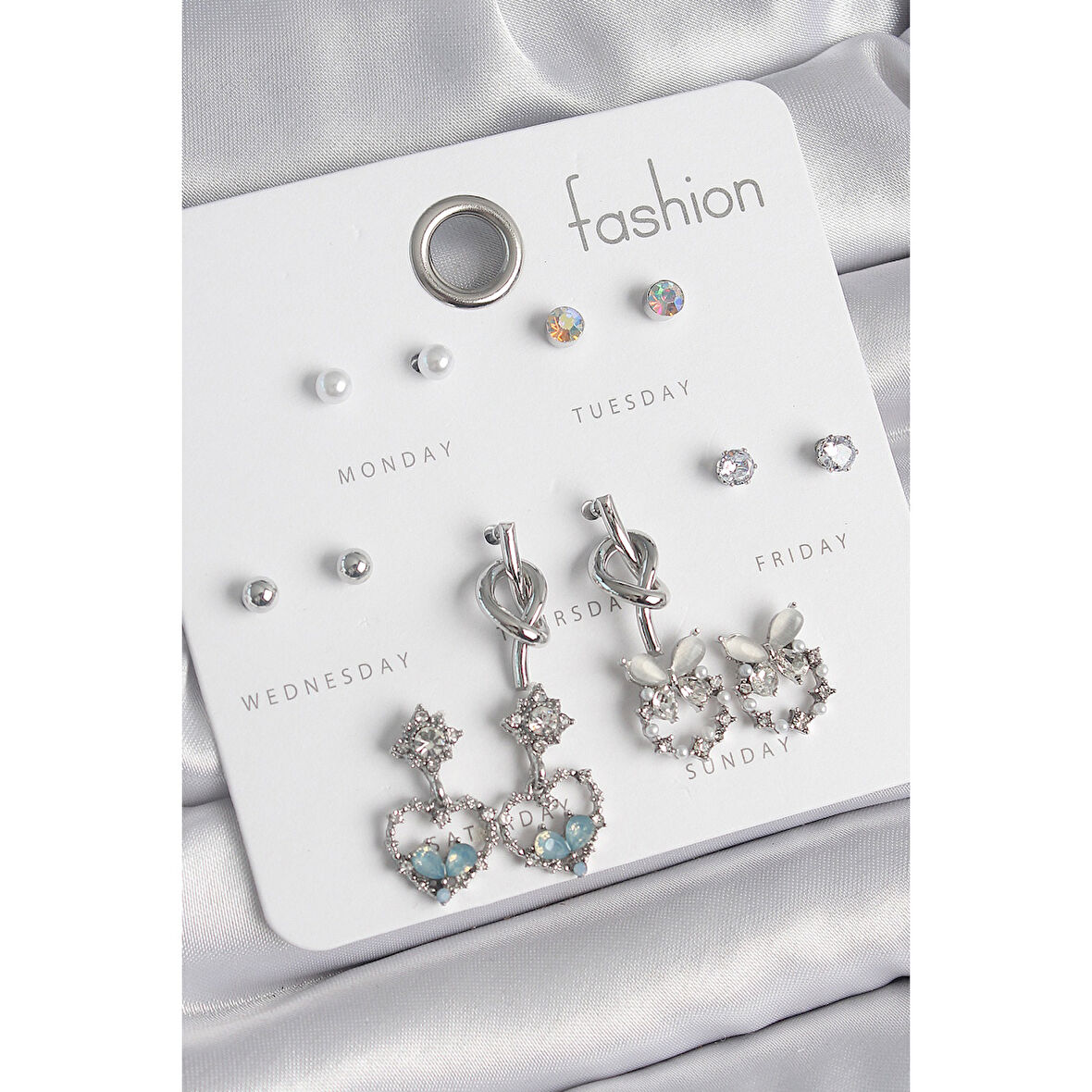 Pirinç Gümüş Renk Sallantı Zirkon Taşlı Kalp Model Düğüm Detay 7 Çift Kadın Küpe Seti