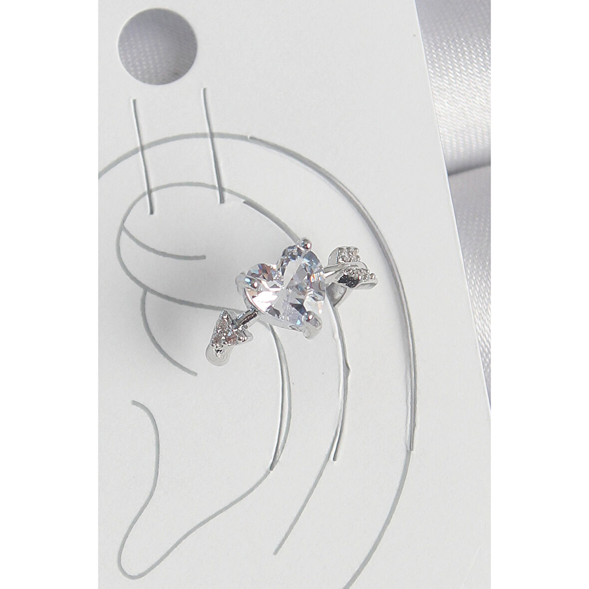 Pirinç Gümüş Renk Zirkon Taşlı Yıldız Model Kadın Kıkırdak Küpe