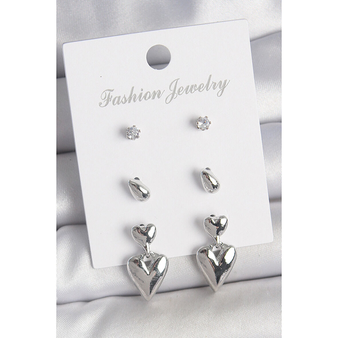 Pirinç Gümüş Renk Zirkon Taşlı Sallantılı Kalp Model 3 Çift Kadın Küpe Seti