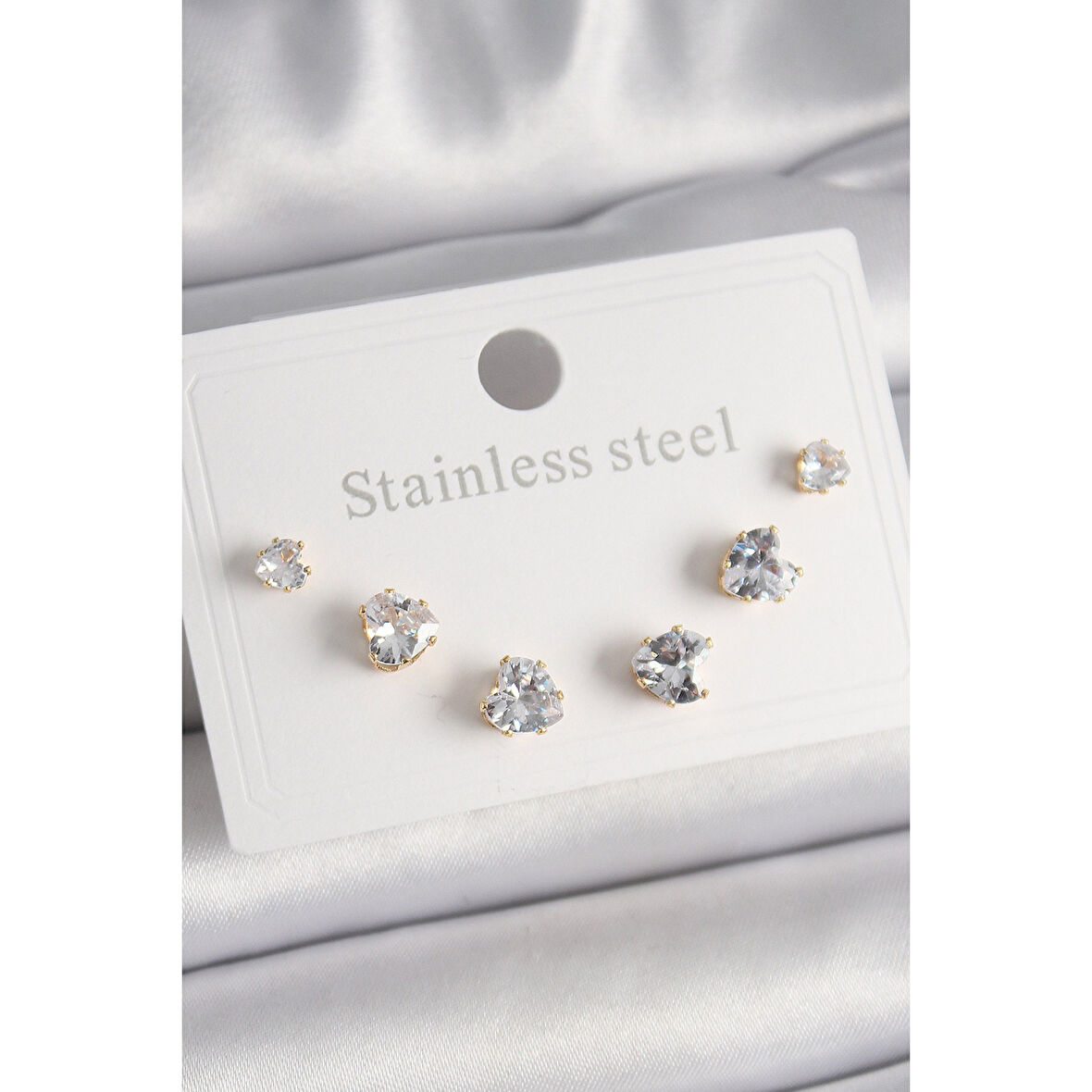 316L Çelik Gold Renk Zirkon Taşlı Kalp Model Kadın Küpe Seti