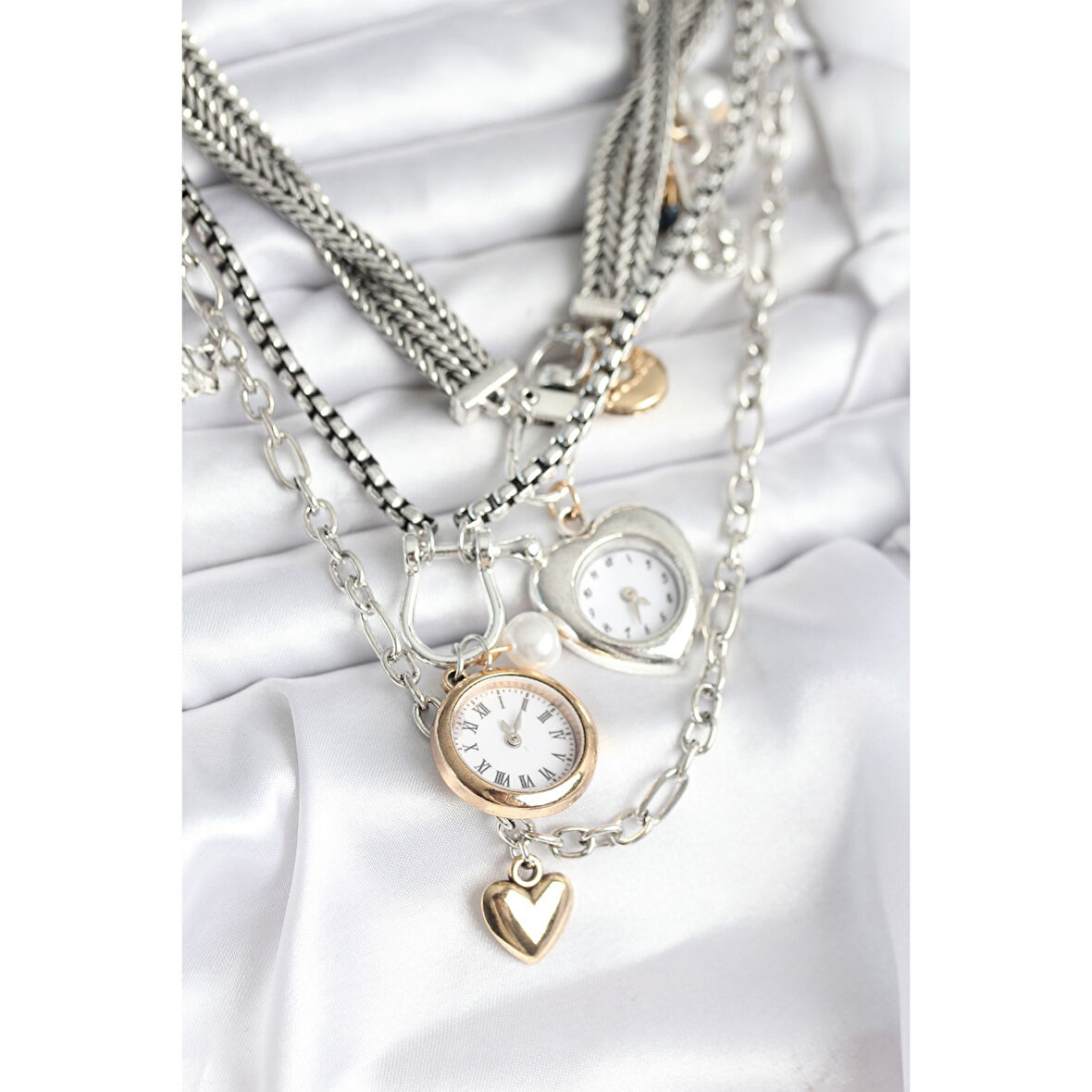 Otantik Gümüş Renk Kadın Kolye Kombini