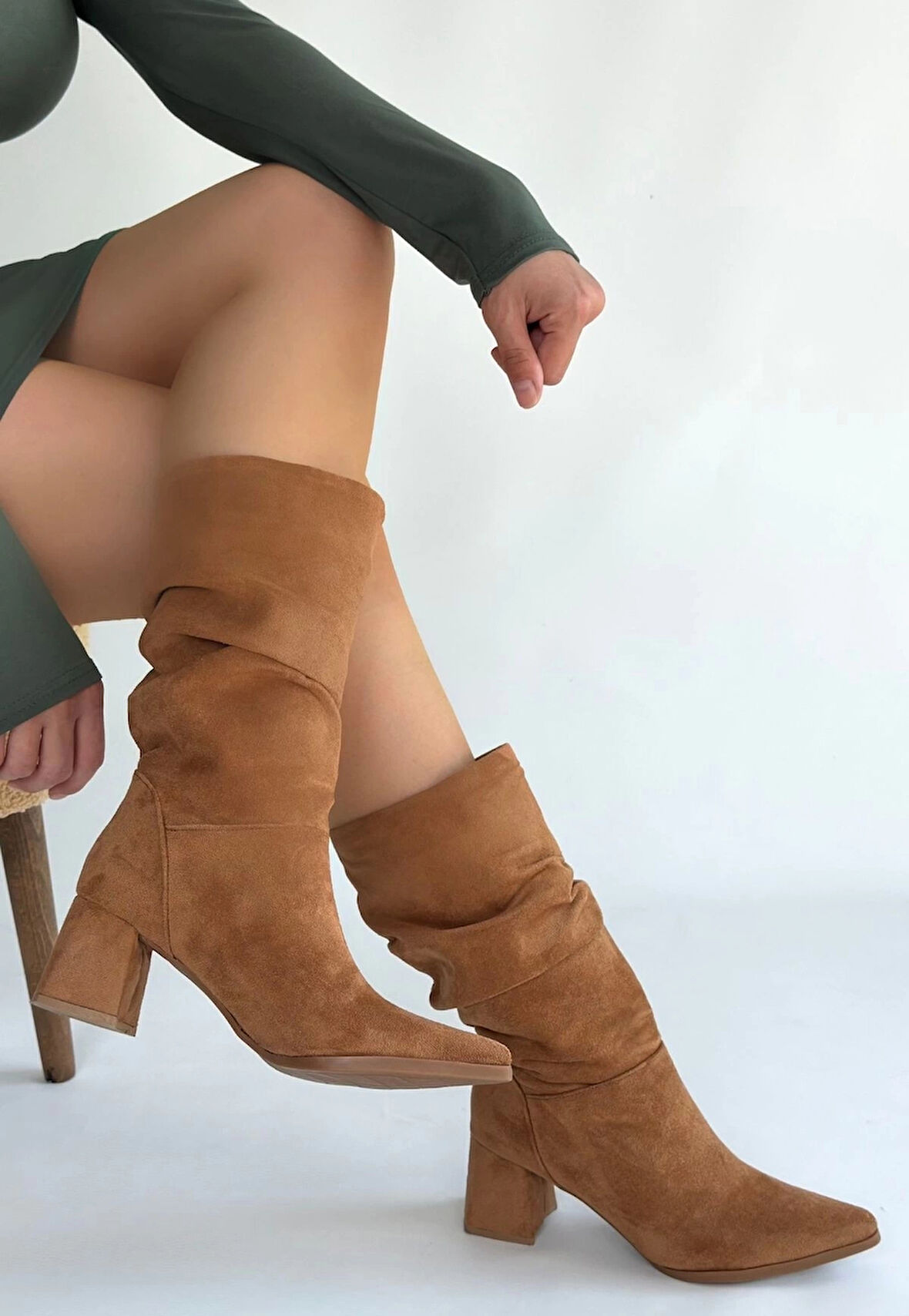 Titen Taba Süet Körüklü Çizme