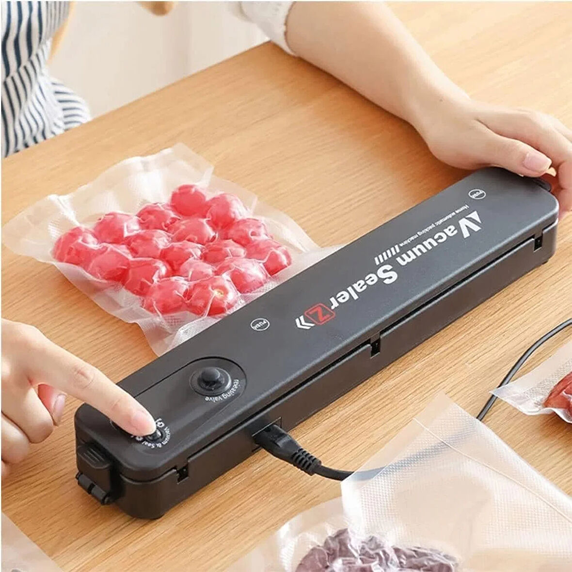 Vacuum Sealer Ev Tipi Vakumlama ve Yapıştırma Makinesi + 10 Adet Vakum Poşeti (5365)