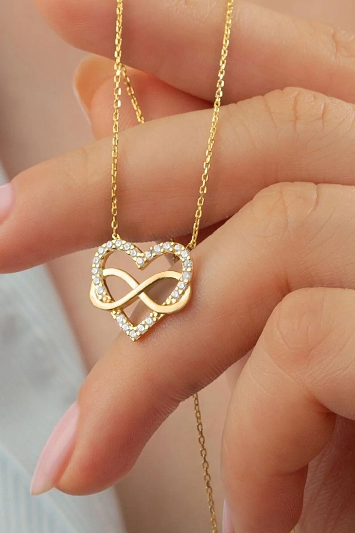 925 Ayar Zirkon Taşlı Sonsuzlu Kalp Gold Kadın Gümüş Kolye