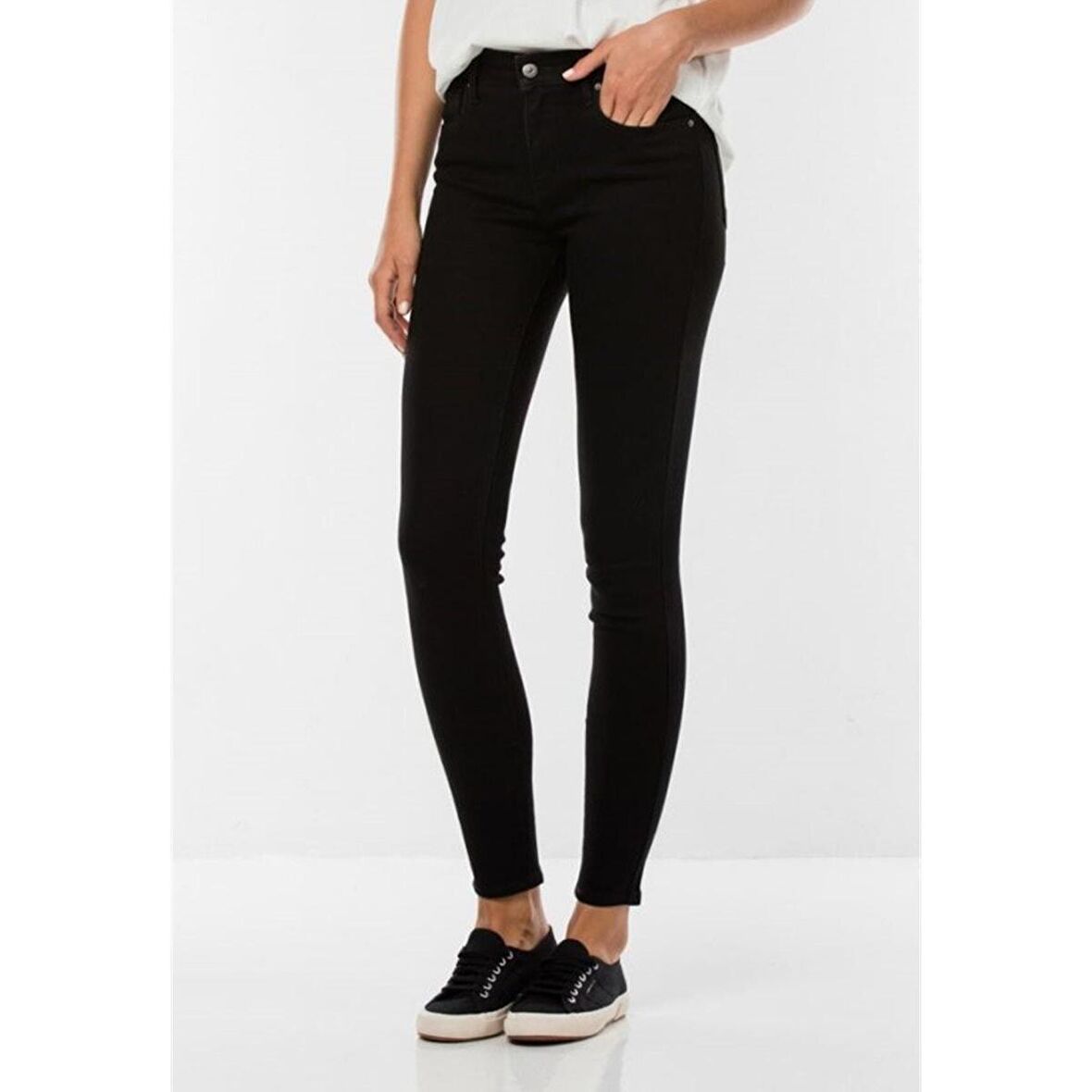 Levis Kadın Jean Pantolon 721 High Rise Skinny 18882-0024