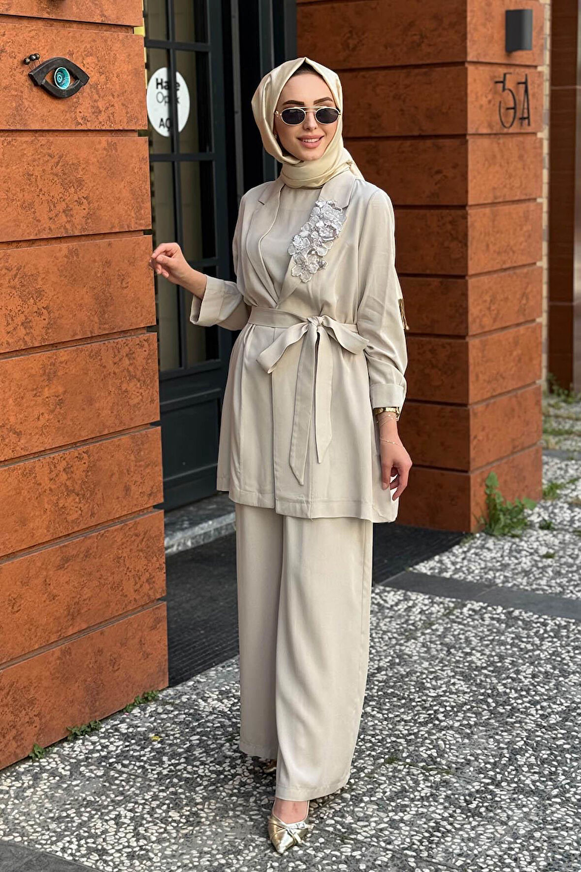 Nurcan Çetin Pantolonlu Takım 25600 Bej