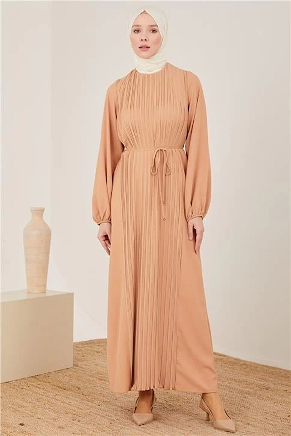 Armine Önü Piliseli Elbise 22Y9435 Camel