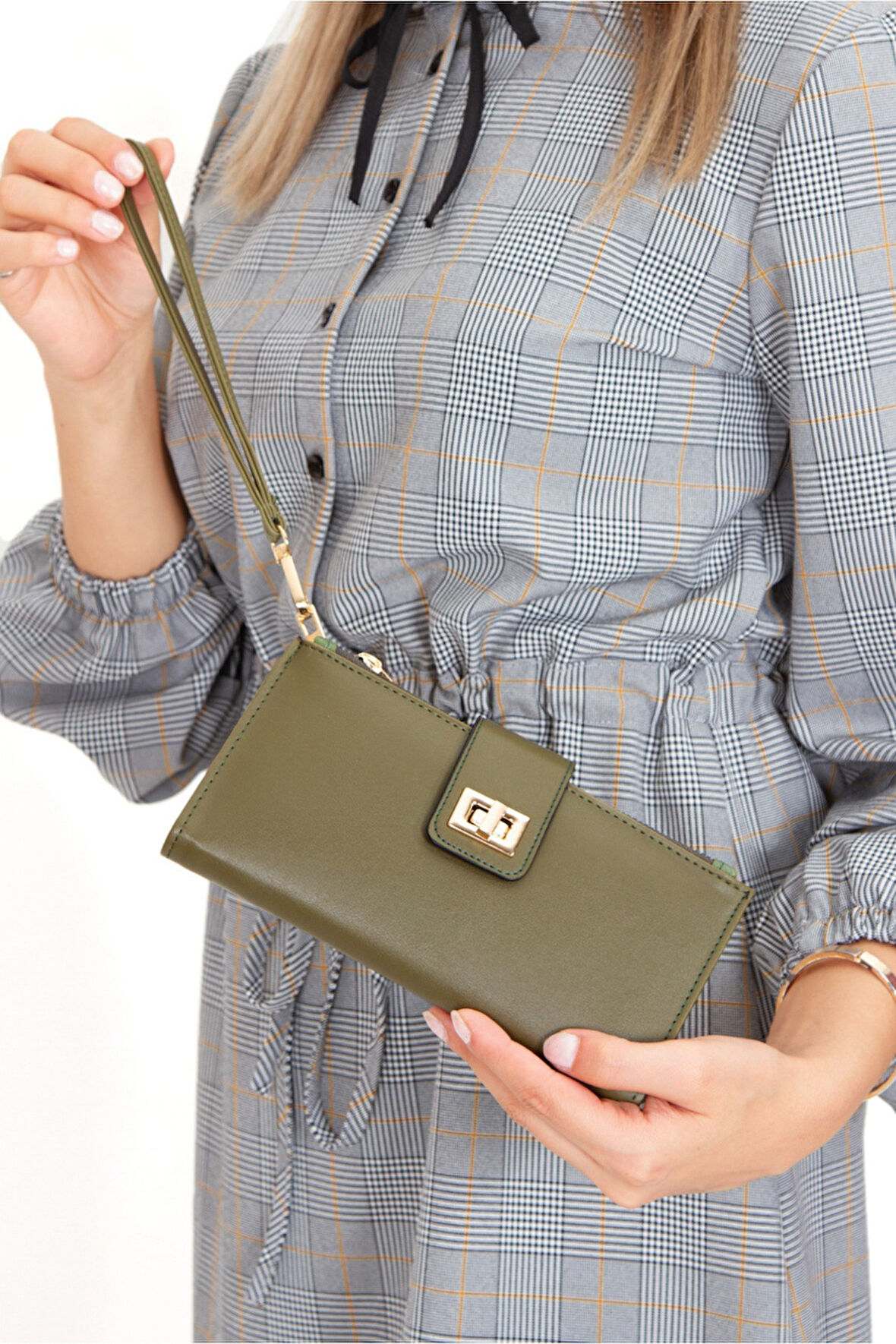 Kadın Venesia Kağıt Bozuk Para Kartlık Bölmeli Kilitli Bilek Askılı Portföy Cüzdan