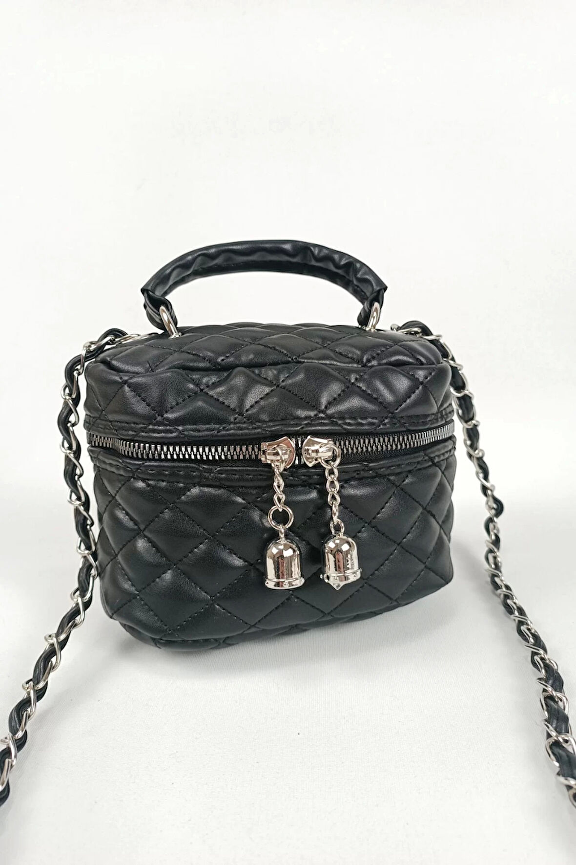 Leslie Siyah Kapitone Desen Kadın Kutu Crossbody Bag