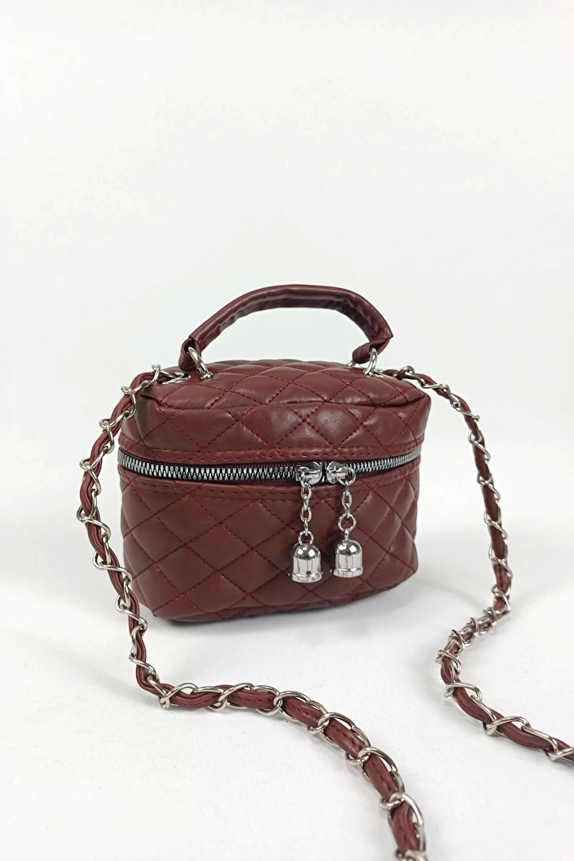 Leslie Bordo Kapitone Desen Kadın Kutu Crossbody Bag