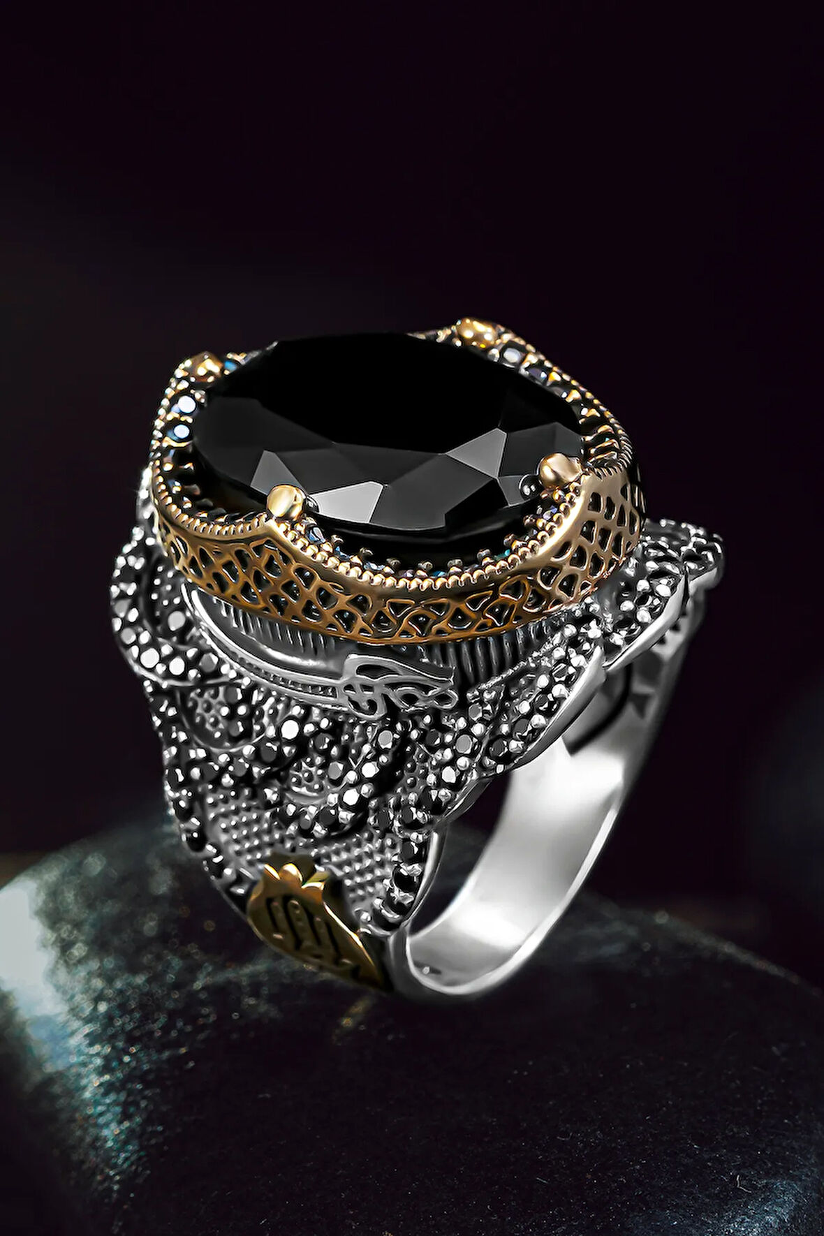 Erkek Gümüş Yüzük - Siyah Oniks Taşı Kılıç Temalı Erkek Yüzük