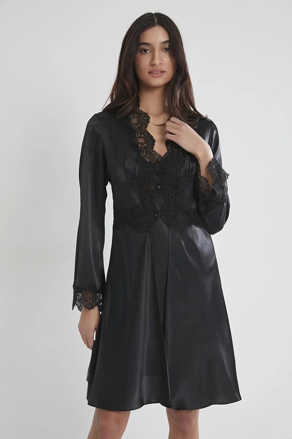 Pierre Cardin 6'lı Saten Gecelik Sabahlık Takım Çeyiz Seti 6335 - Siyah