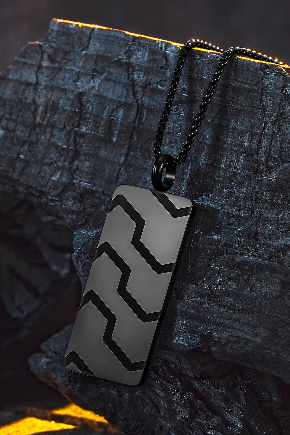 Blackstone Vortex Desenli Erkek Kolye 3.5 cm Parlak Çelik Kararmaz Polo Zincir