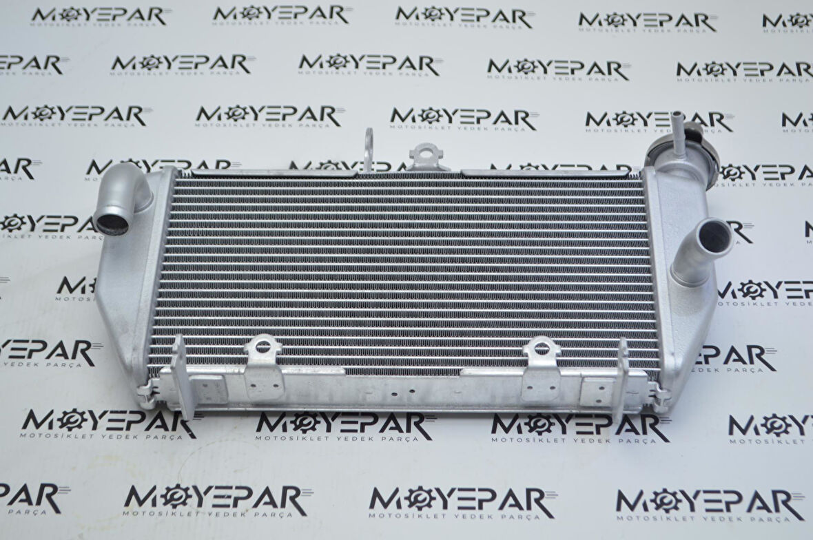 YZF 023 YAMAHA YZF R25 RADYATÖR