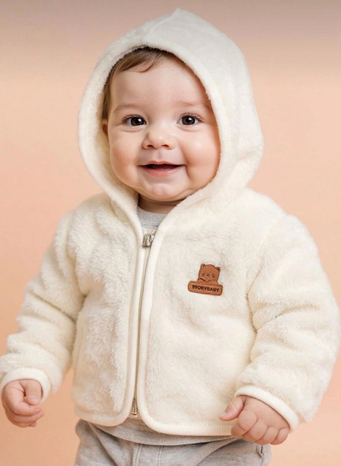 UNİSEX MODEL BEBEK KAPÜŞONLU PELUŞ CEKET