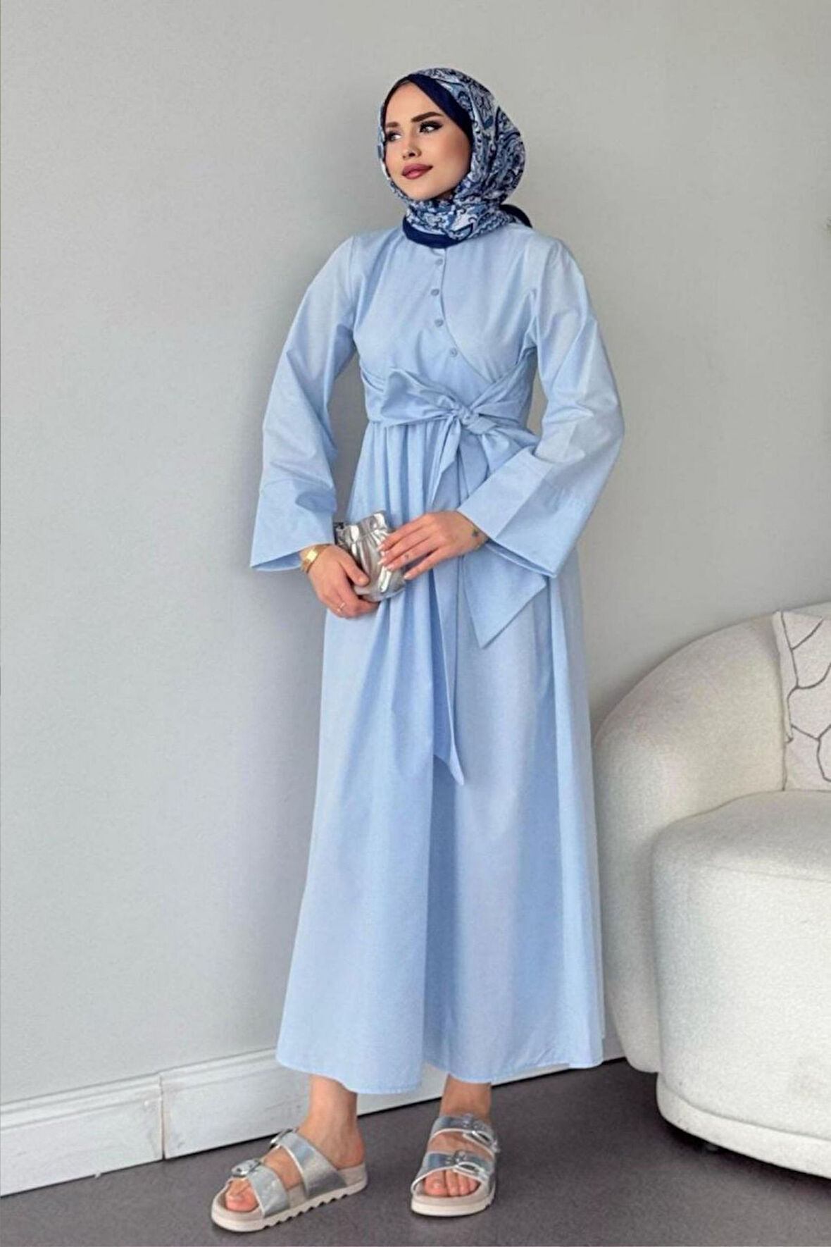 Gömlek Yaka Kuşaklı Çapraz Düğme Detay Tesettür Elbise