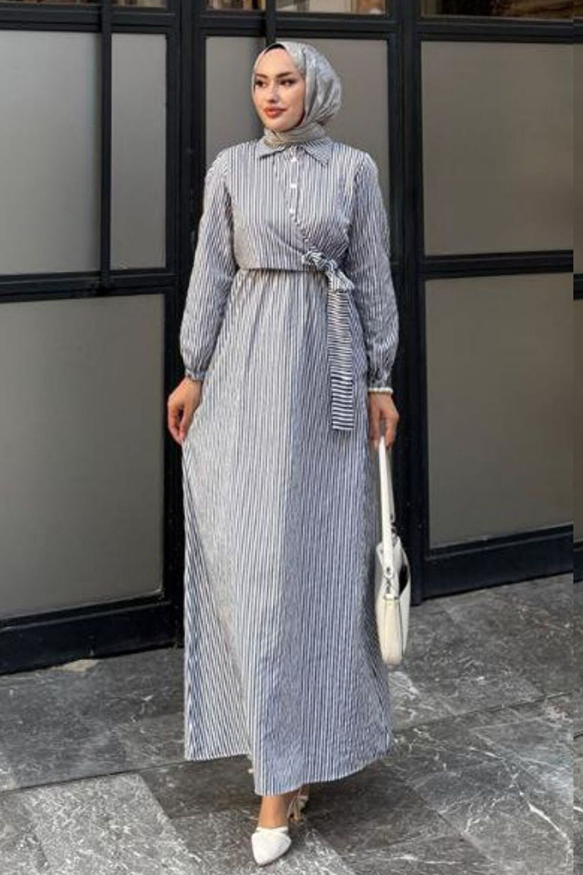 Kadın Gömlek Yaka Çapraz Bağlamalı Düğmeli Çizgili Tesettür Elbise