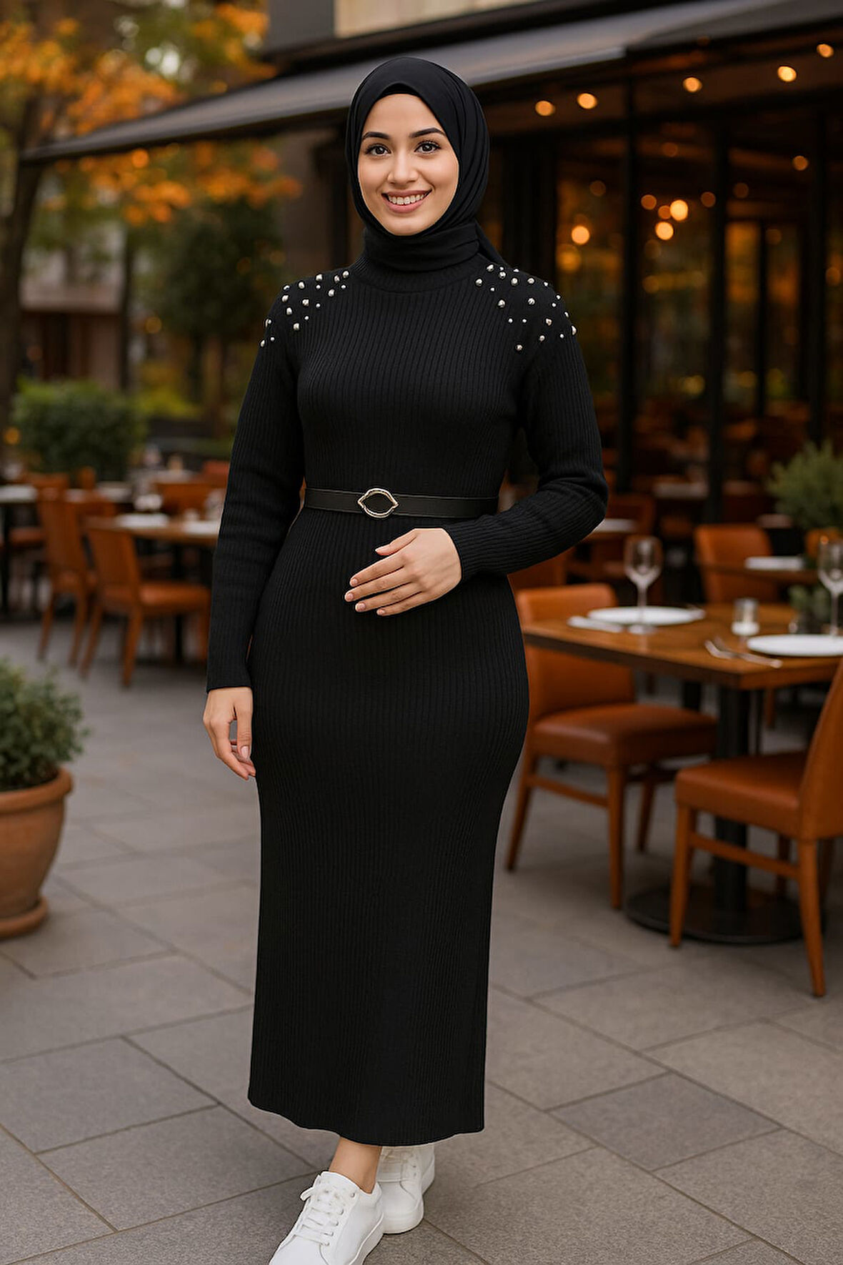 Boğazlı İnçe Fitilli Omuz İnci Detaylı Triko Elbise