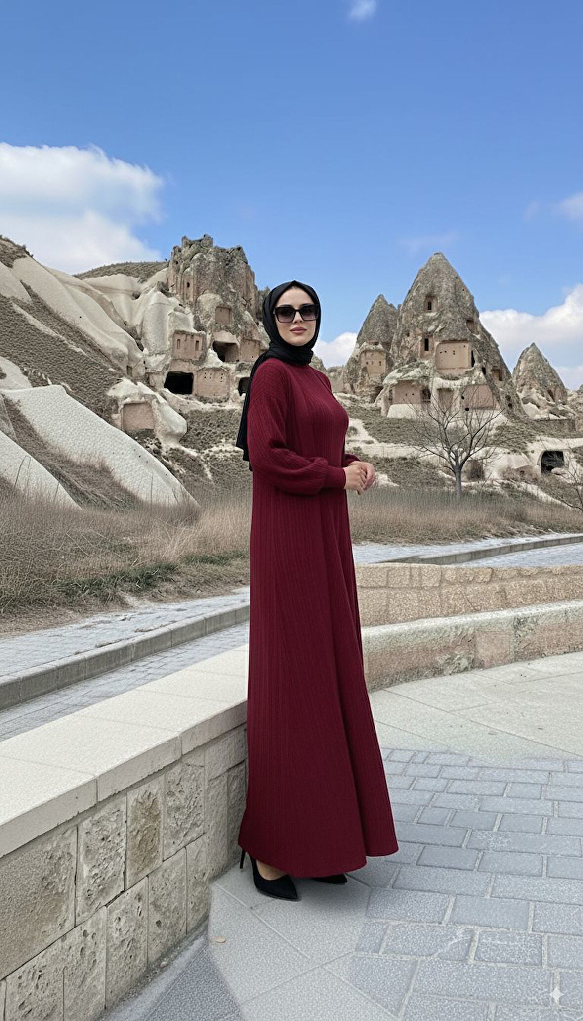 Kadın Balıkçı Yaka Hırkalı Triko Tessettür Elbise