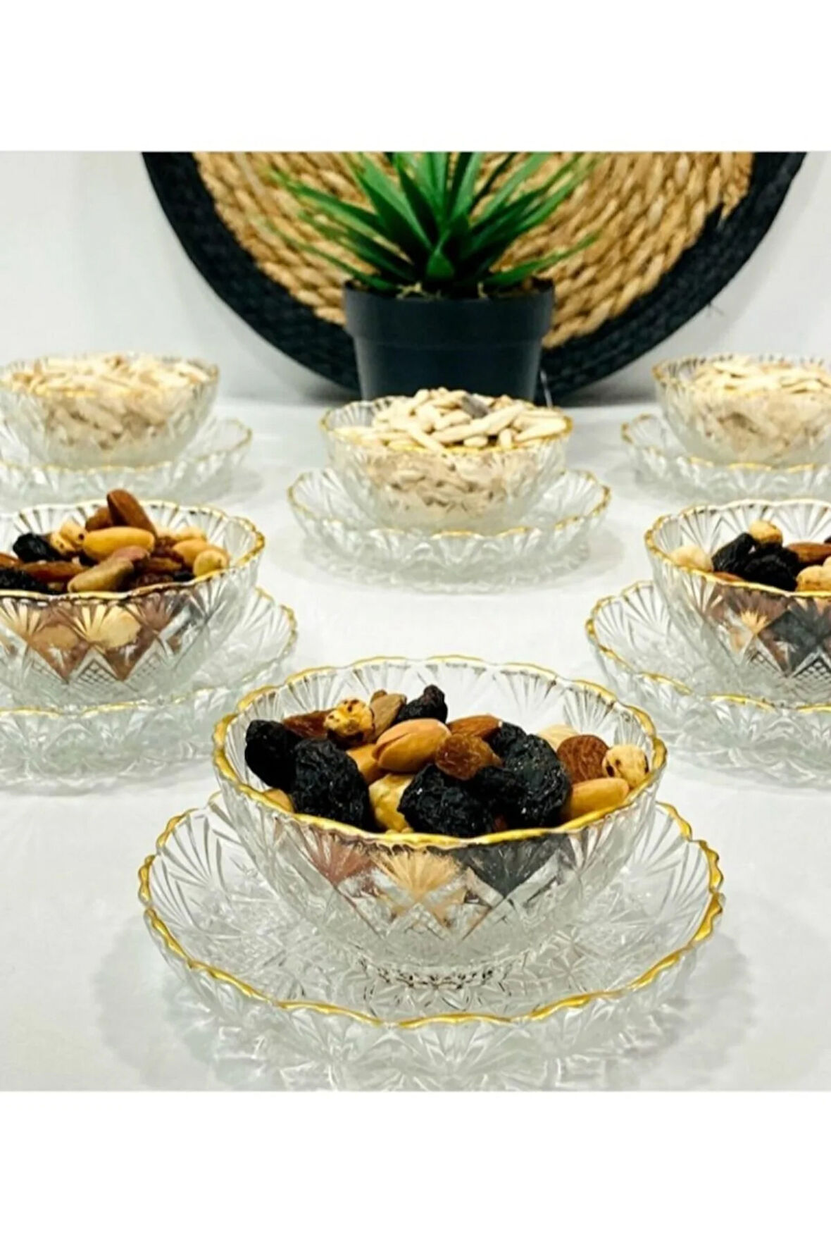 Beyaz, Kenarlari Gold Lokumluk, Sunumluk, İkramlik Kahve Yanı 6 Adet