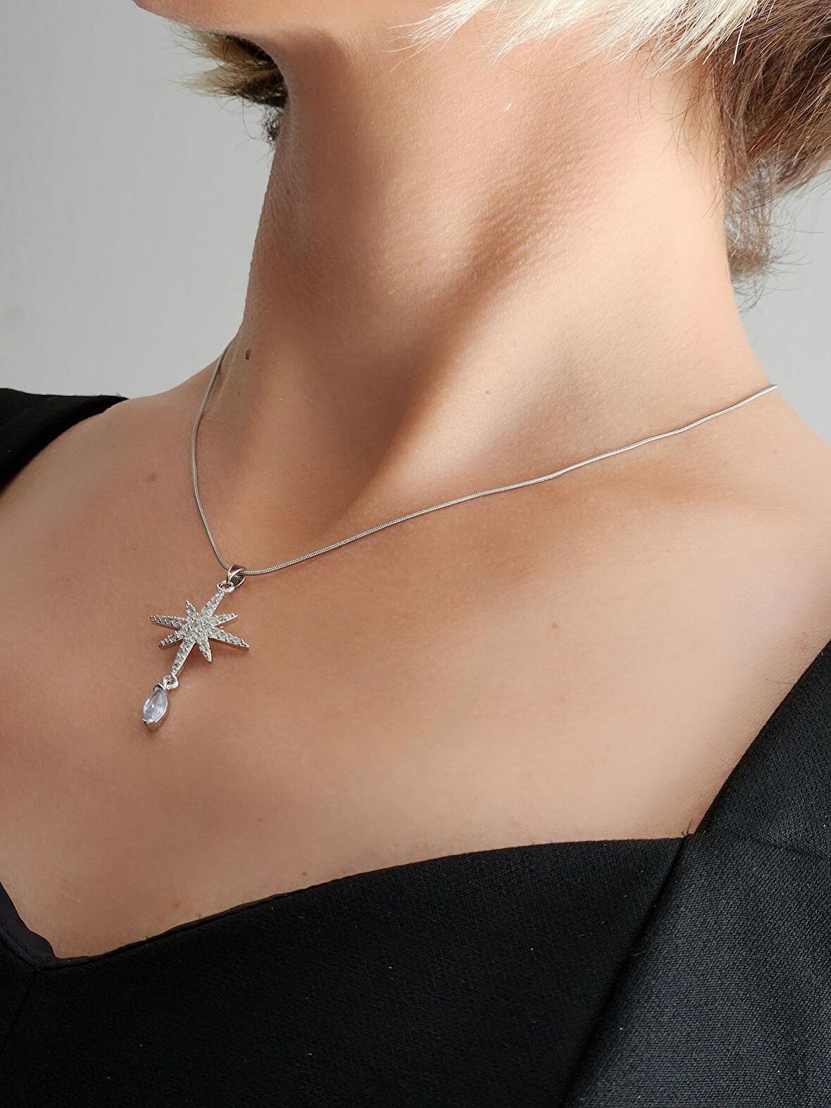 Kuzey Kutup Yıldızı Figürlü Silver Gümüş Renkli Kolye