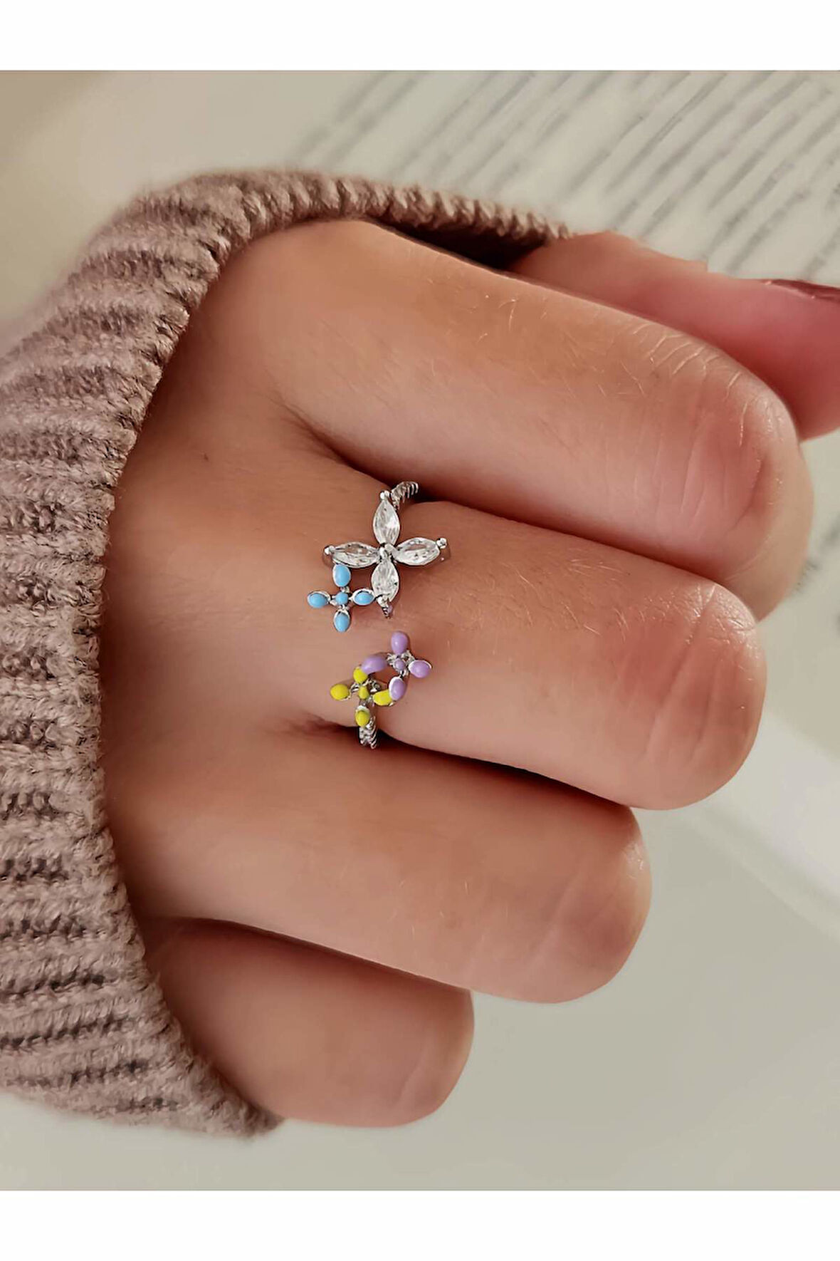 Çiçek Model Taşlı Mineli Gümüş Silver Renk Eklem Yüzük