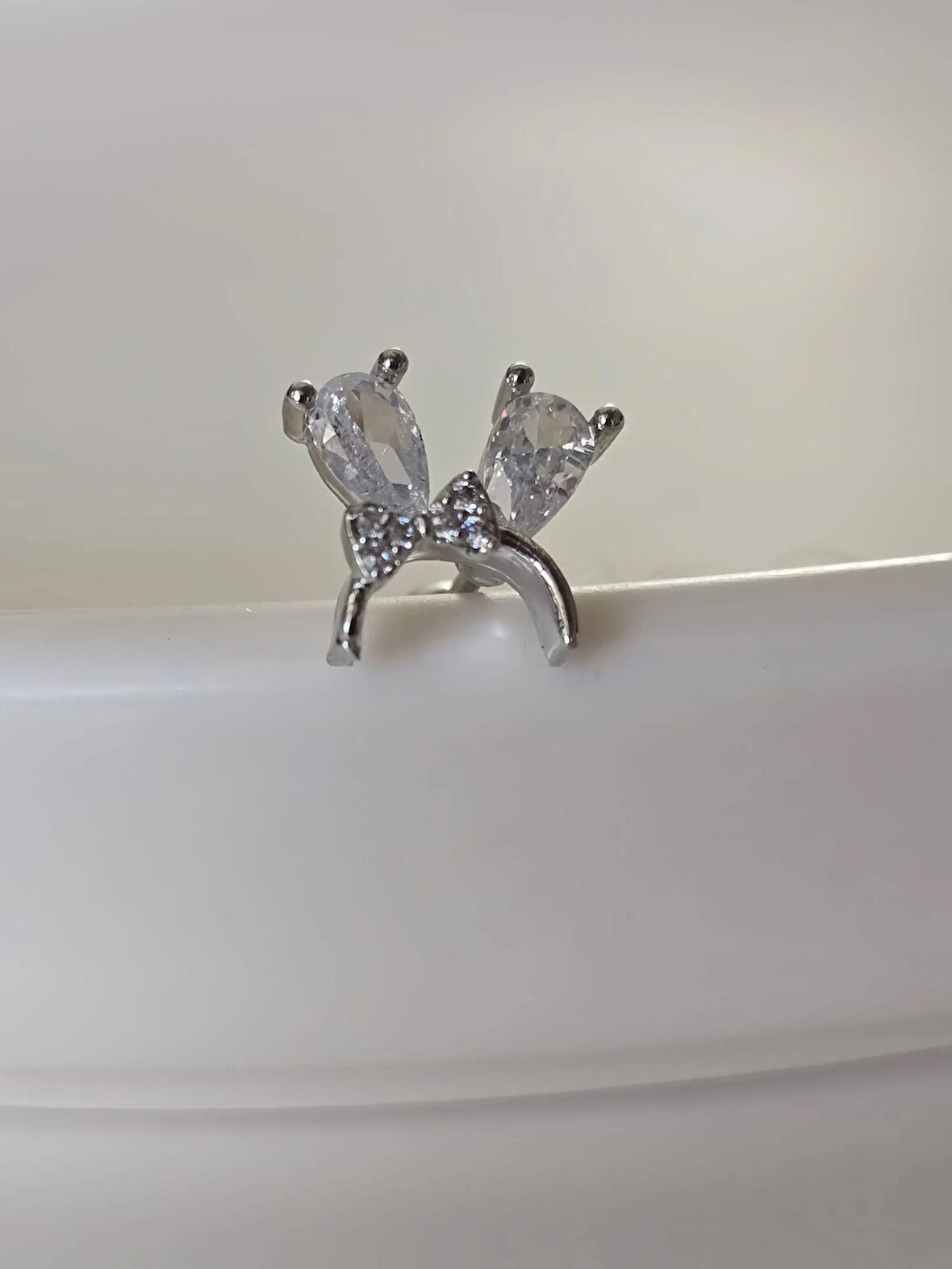 Fiyonk Kulak Model Kıkırdak Piercing Tragus Helix Silver Gümüş Renk Küpe