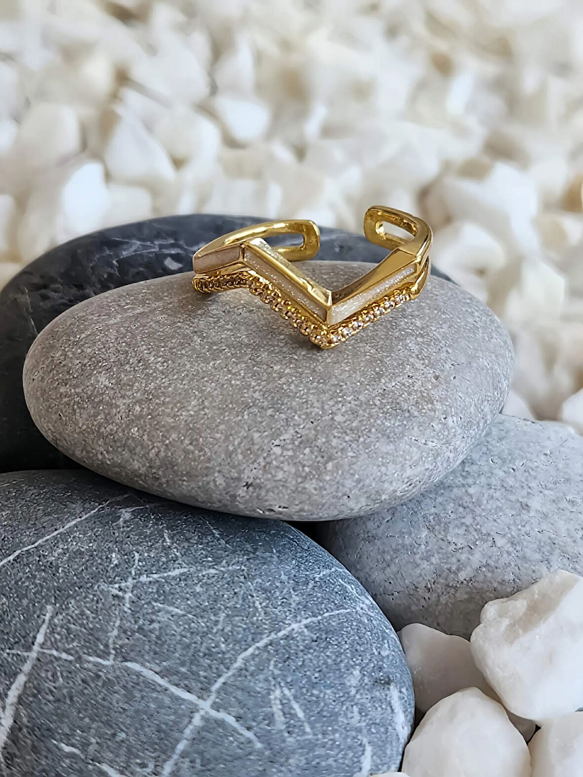 Zikzak Geometrik Model Sedefli Zirkon Taşlı Ayarlanabilir Gold Renk Çelik Yüzük